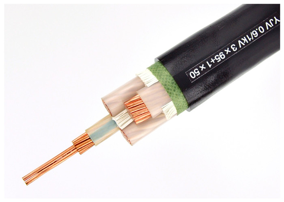 中国 低電圧 0.6/1kV XLPE は送電線 IEC の標準 2 の中心を絶縁しました サプライヤー